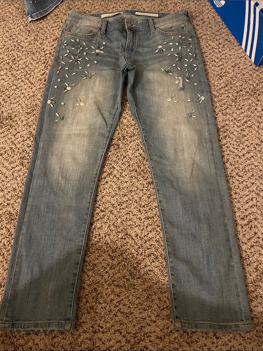 PILCRO Anthropology Hyphen Sz 28 decorated with shiny stones and Rine stones.